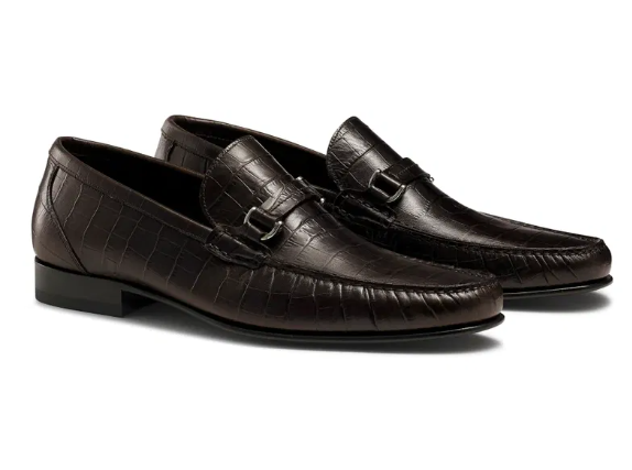 Eleganssia ja ajattomuutta: Russell and Bromley shoes houkuttelevat laatua arvostavia